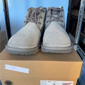 Kids' Neumel II Chukka Boot
UGG®